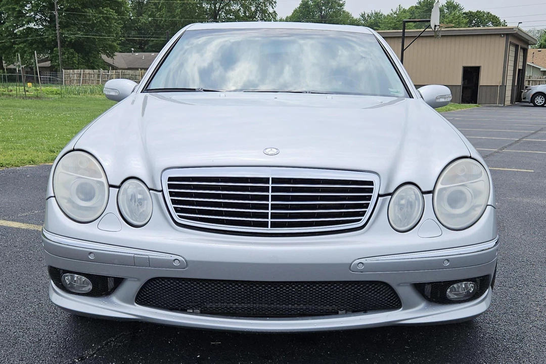 2004 Mercedes-Benz W211 E 55 & E 63 AMG - Image 2 of 31