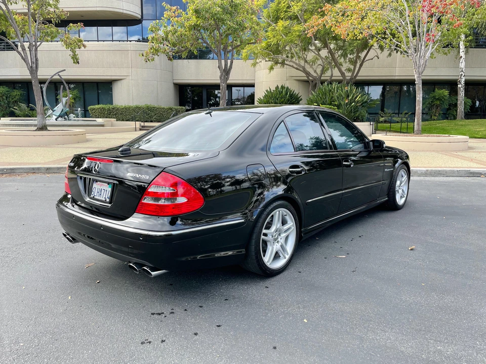 2004 Mercedes-Benz W211 E 55 & E 63 AMG - Image 9 of 31