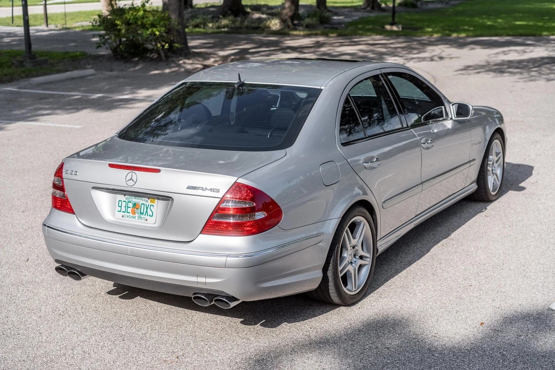 2004 Mercedes-Benz W211 E 55 & E 63 AMG - Image 4 of 31