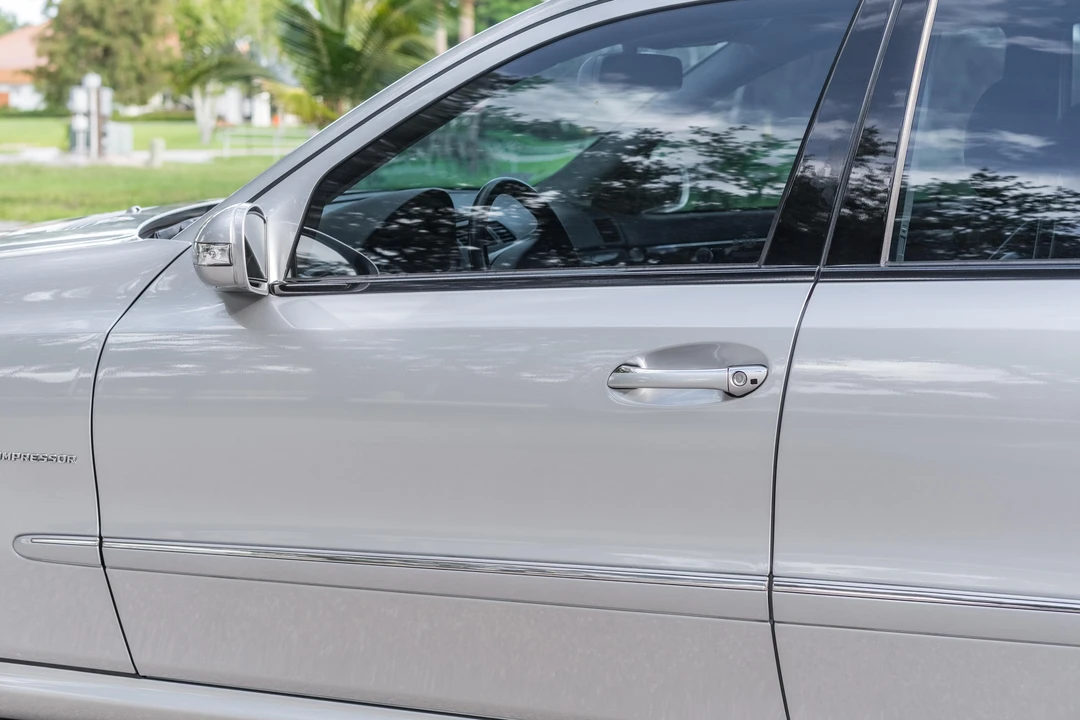 2004 Mercedes-Benz W211 E 55 & E 63 AMG - Image 18 of 31