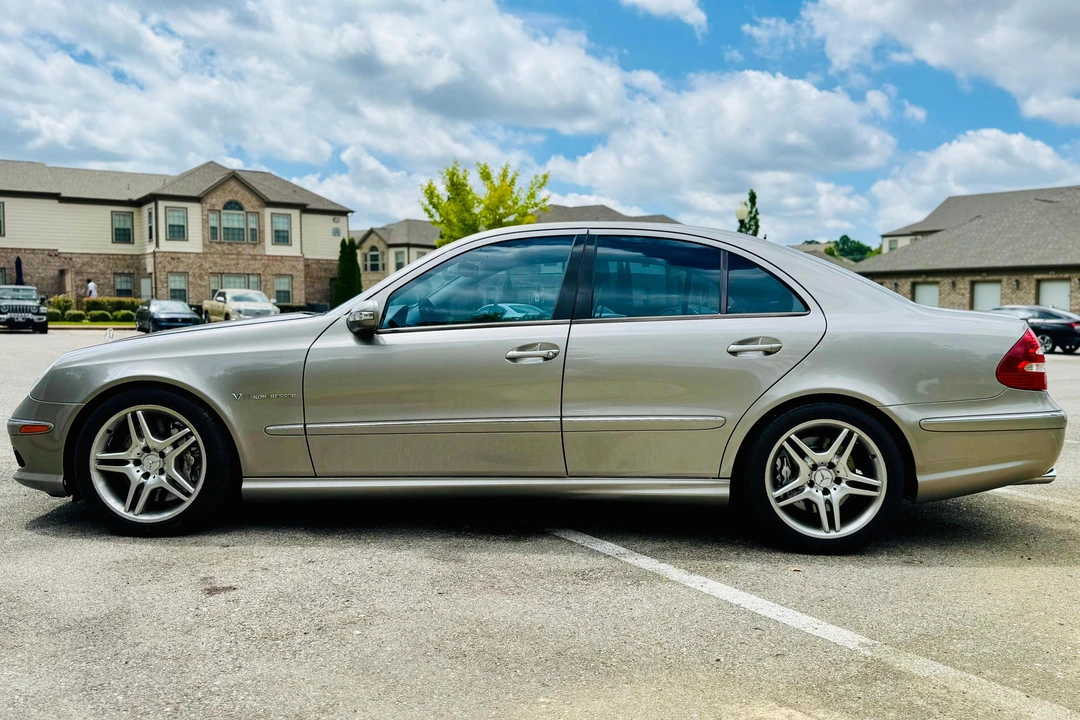 2004 Mercedes-Benz W211 E 55 & E 63 AMG - Image 3 of 31