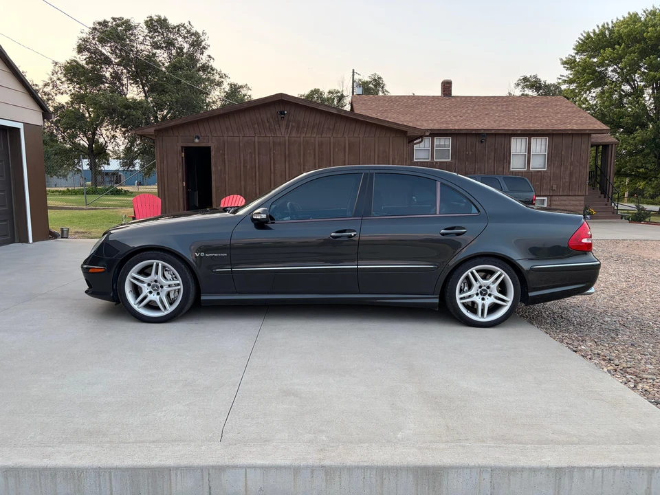 2004 Mercedes-Benz W211 E 55 & E 63 AMG - Image 12 of 31