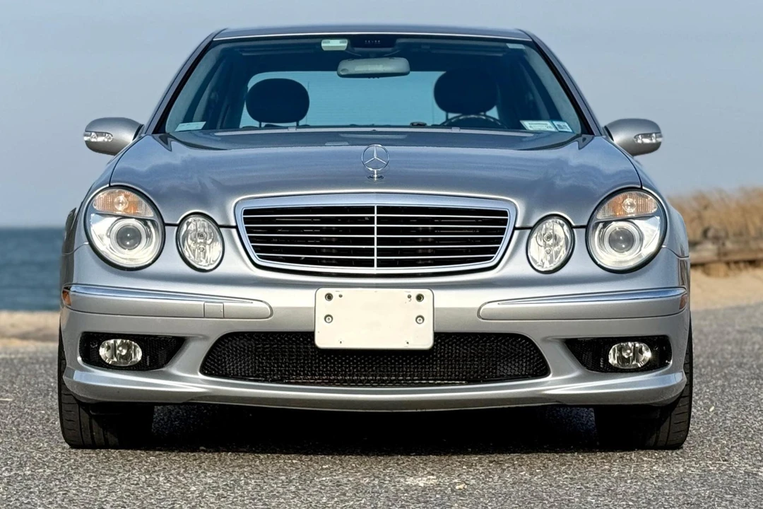 2004 Mercedes-Benz W211 E 55 & E 63 AMG - Image 2 of 31