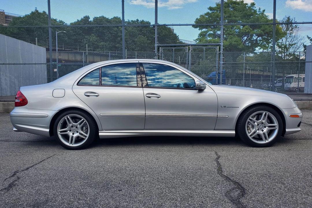 2004 Mercedes-Benz W211 E 55 & E 63 AMG - Image 3 of 31
