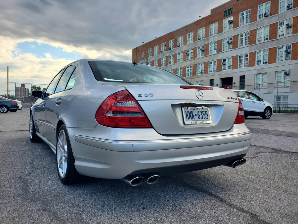 2004 Mercedes-Benz W211 E 55 & E 63 AMG - Image 12 of 31