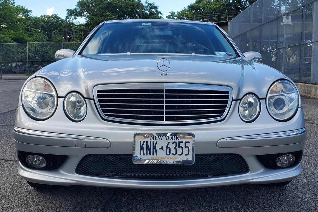 2004 Mercedes-Benz W211 E 55 & E 63 AMG - Image 2 of 31