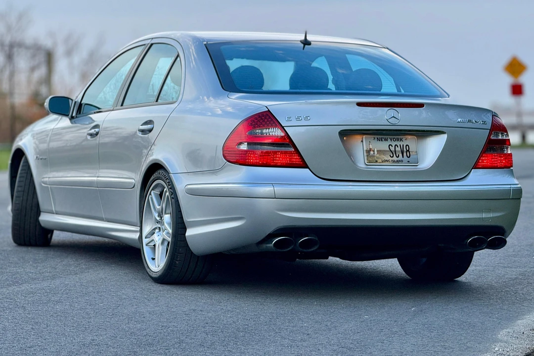2004 Mercedes-Benz W211 E 55 & E 63 AMG - Image 4 of 31
