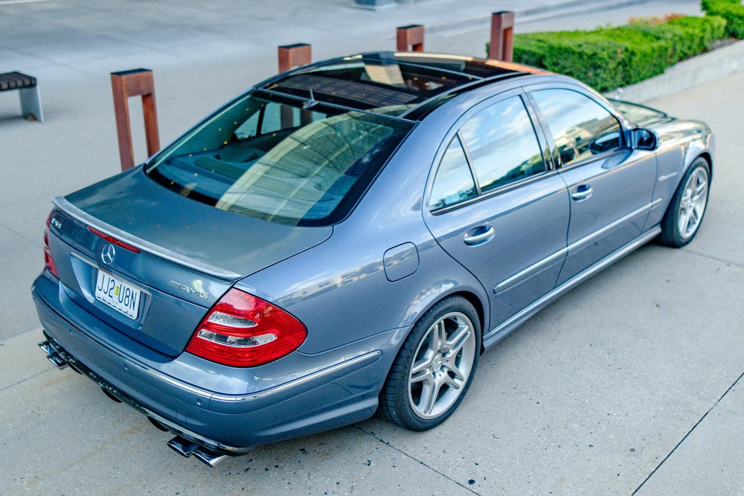 2004 Mercedes-Benz W211 E 55 & E 63 AMG - Image 4 of 31