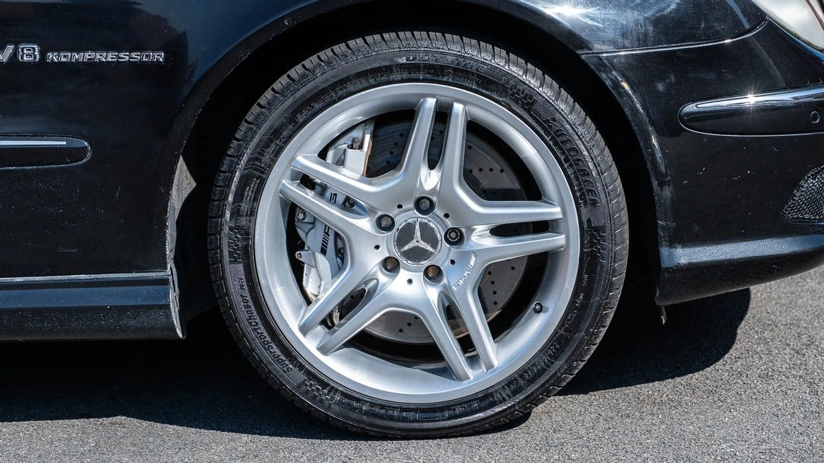 2004 Mercedes-Benz W211 E 55 & E 63 AMG - Image 12 of 30