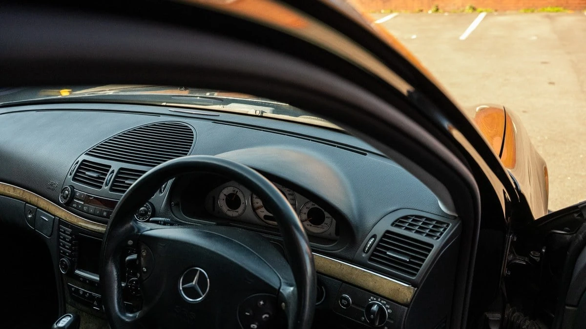 2004 Mercedes-Benz W211 E 55 & E 63 AMG - Image 22 of 30