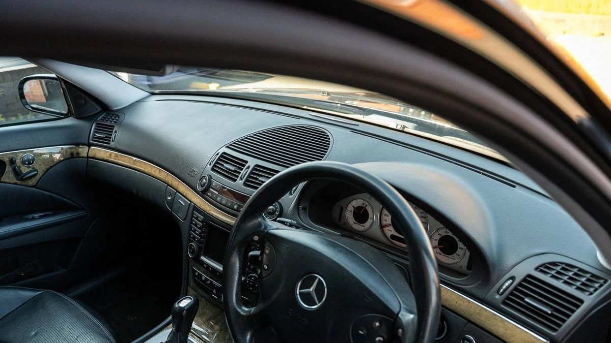 2004 Mercedes-Benz W211 E 55 & E 63 AMG - Image 23 of 30
