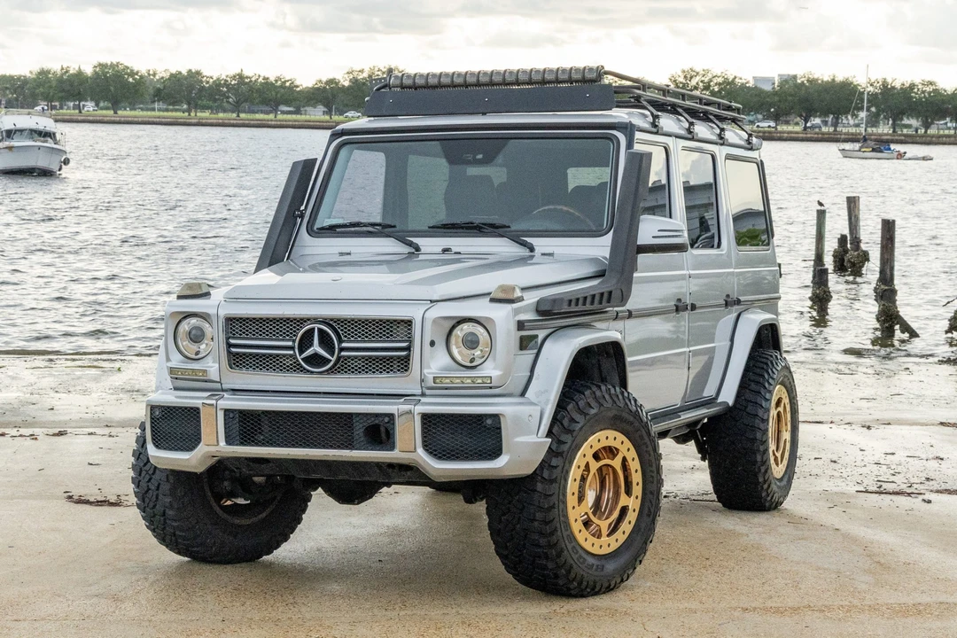 2004 Mercedes-Benz W463 G-Class - Image 2 of 31