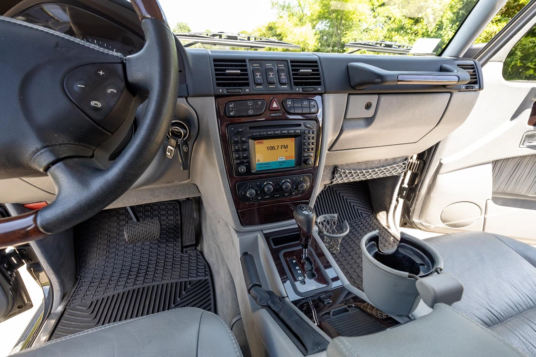 2004 Mercedes-Benz W463 G-Class - Image 28 of 31