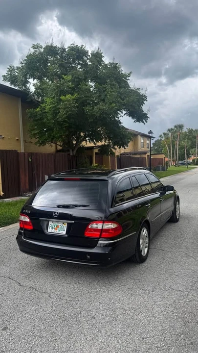 2004 Mercedes-Benz W211 E-Class - Image 4 of 8