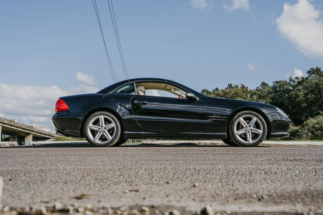 2004 Mercedes-Benz R230 SL-Class - Image 4 of 31