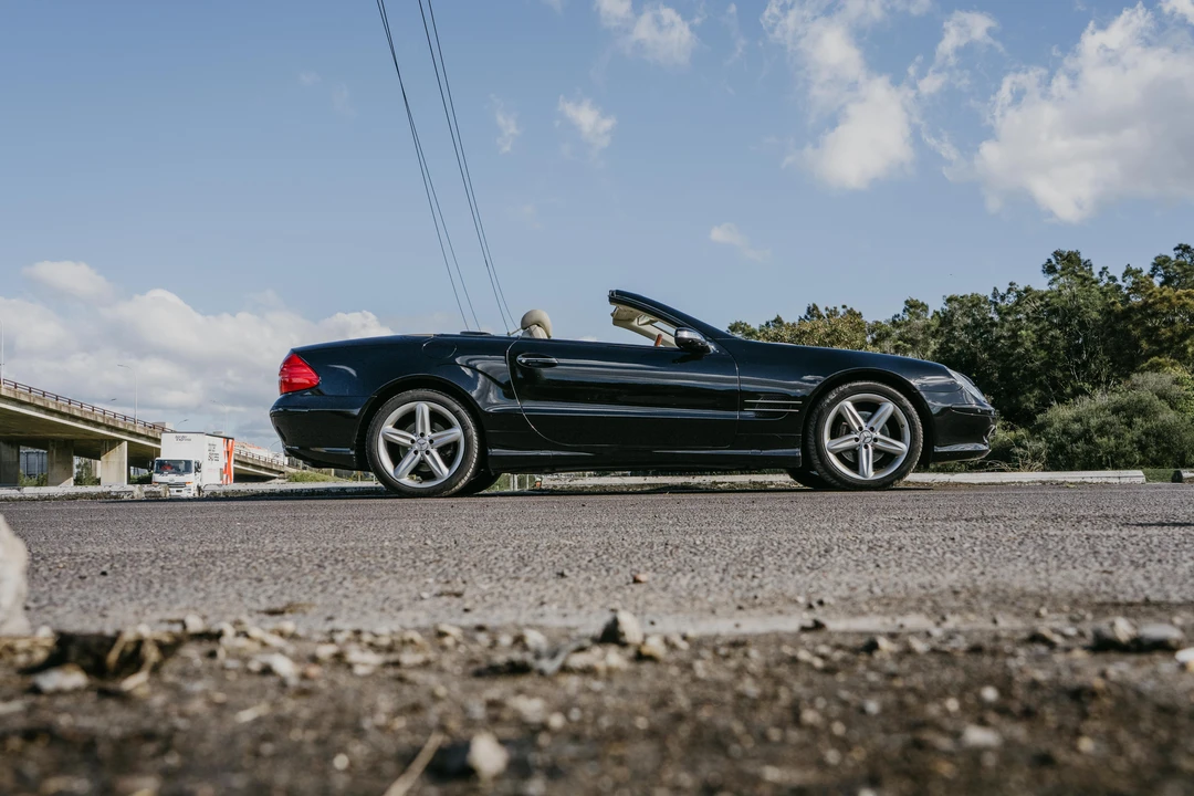 2004 Mercedes-Benz R230 SL-Class - Image 12 of 31