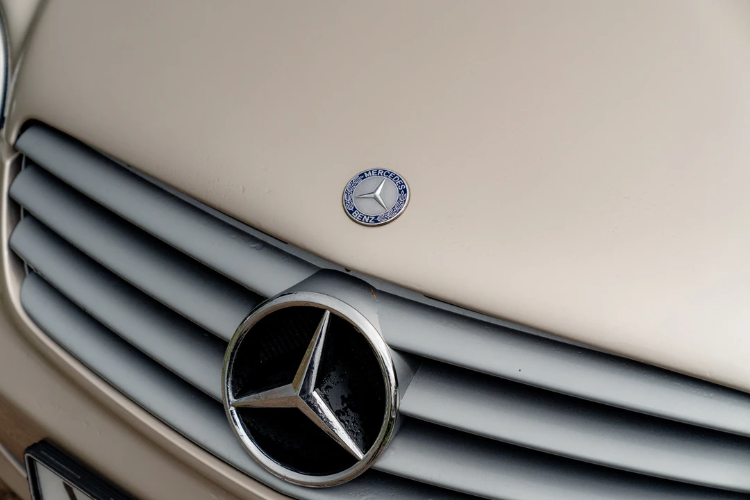 2001 Mercedes-Benz R230 SL-Class - Image 19 of 31