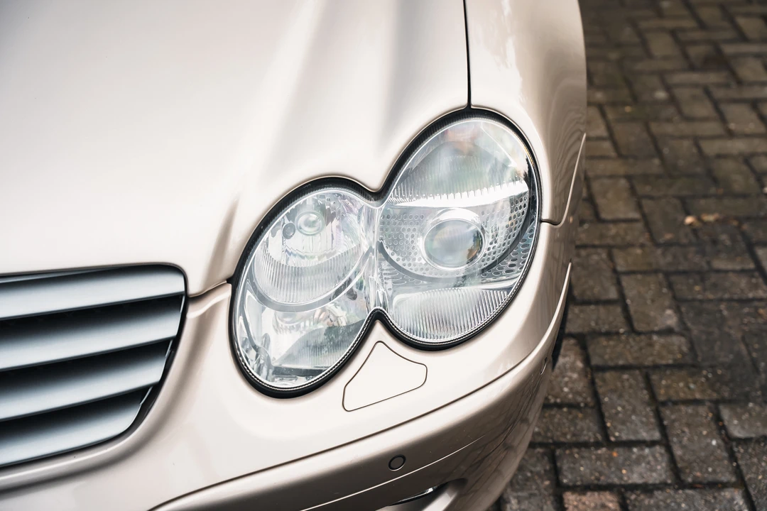 2004 Mercedes-Benz R230 SL-Class - Image 25 of 31