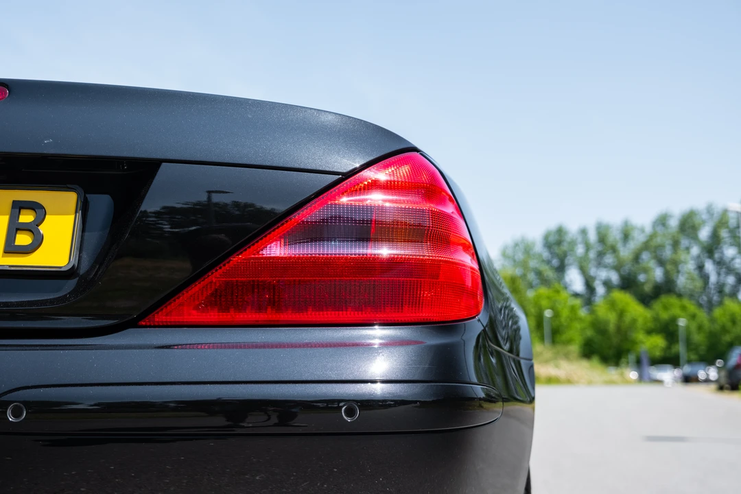 2004 Mercedes-Benz R230 SL-Class - Image 11 of 31