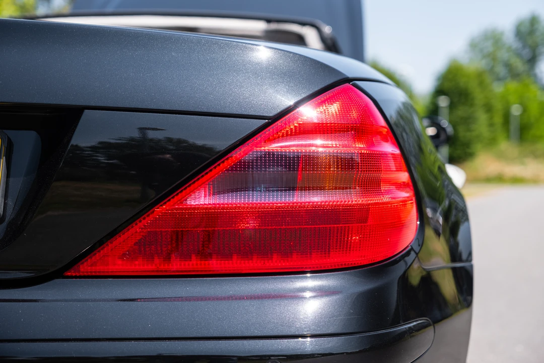 2004 Mercedes-Benz R230 SL-Class - Image 12 of 31