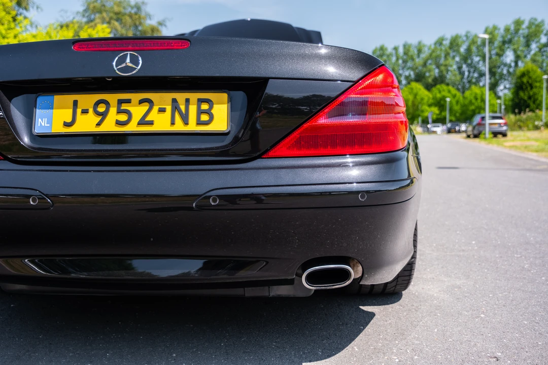2004 Mercedes-Benz R230 SL-Class - Image 29 of 31