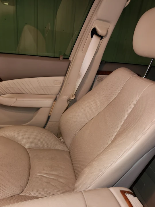 2004 Mercedes-Benz W220 S-Class - Image 11 of 21