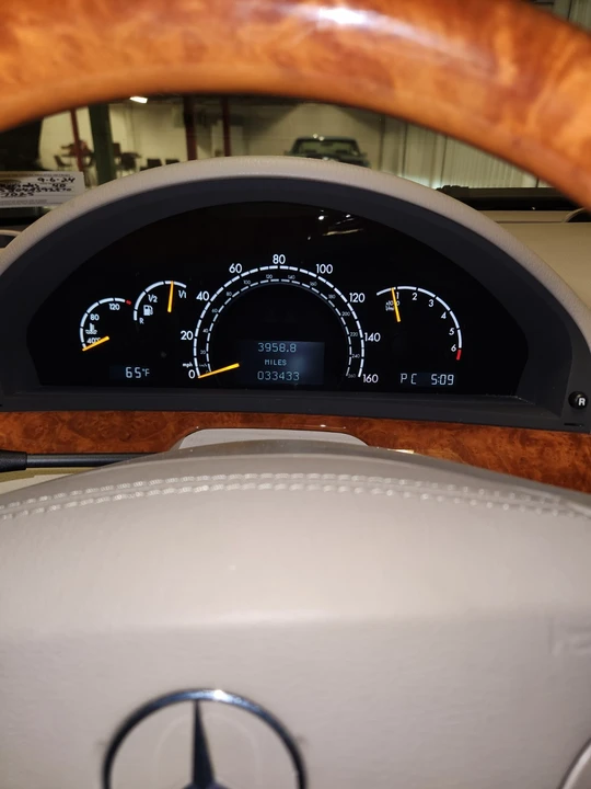 2004 Mercedes-Benz W220 S-Class - Image 8 of 21