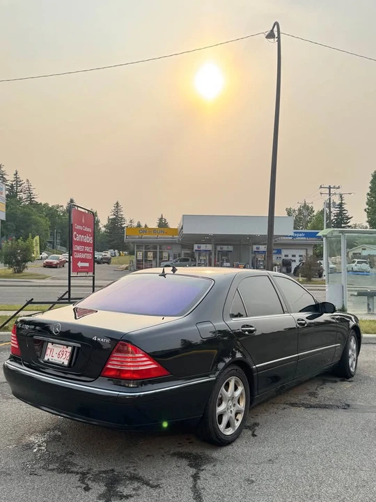 2004 Mercedes-Benz W220 S-Class - Image 2 of 10