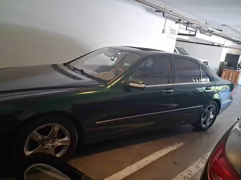2004 Mercedes-Benz S-Class