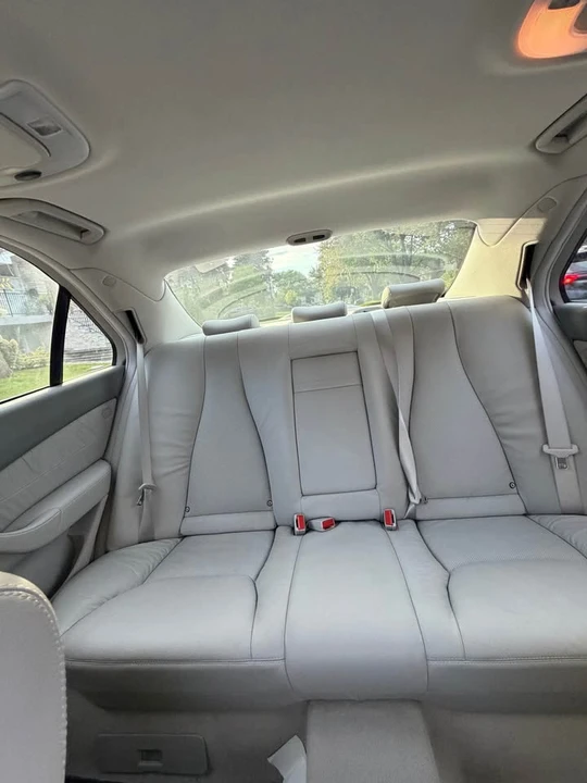 2004 Mercedes-Benz W220 S-Class - Image 12 of 16