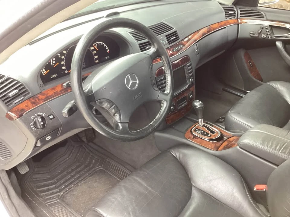 2004 Mercedes-Benz W220 S-Class - Image 9 of 12