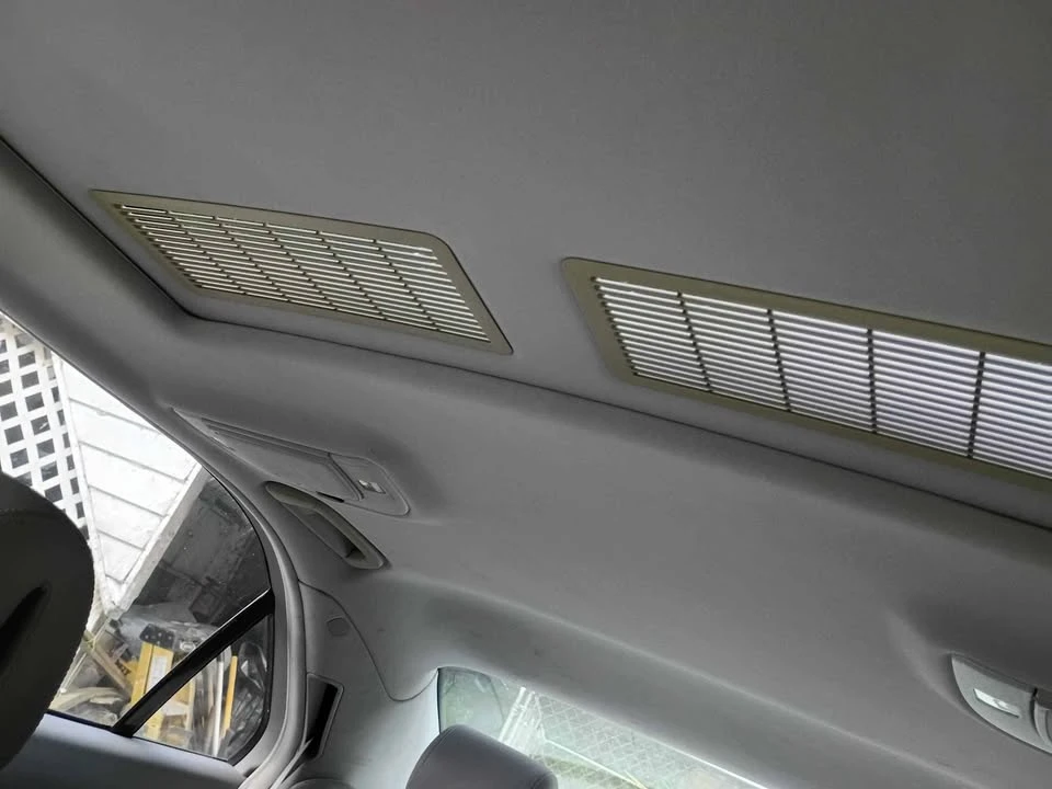 2004 Mercedes-Benz W220 S-Class - Image 12 of 17