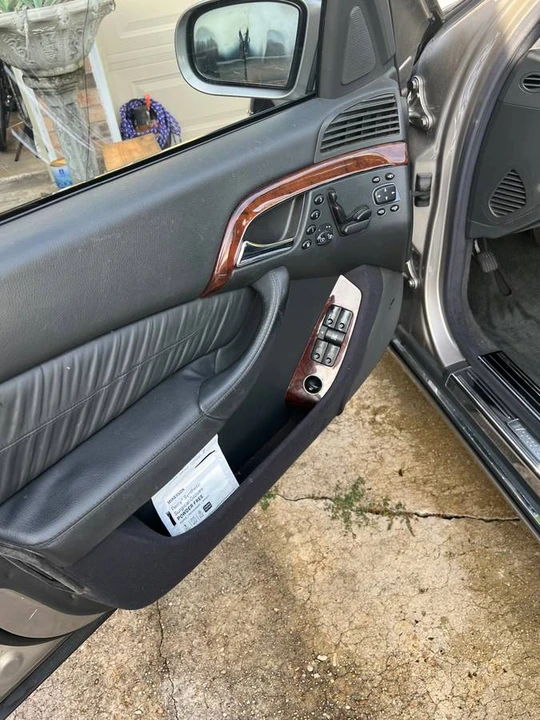 2004 Mercedes-Benz W220 S-Class - Image 16 of 24