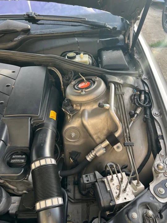 2004 Mercedes-Benz W220 S-Class - Image 13 of 24