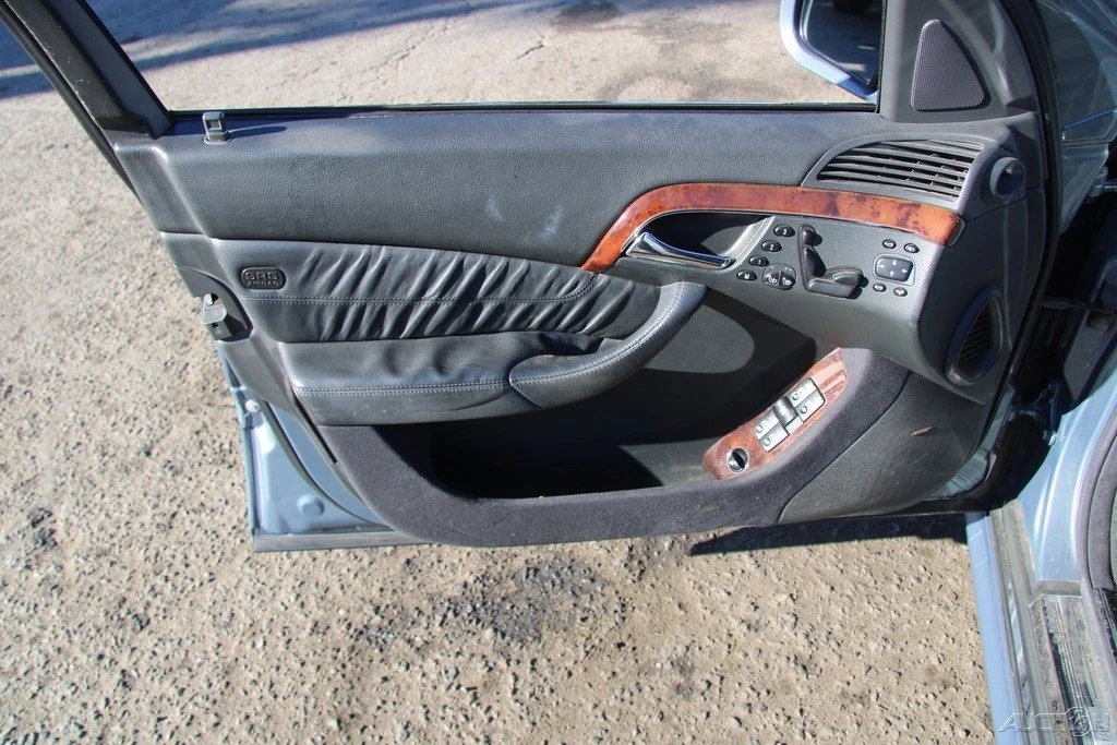 2004 Mercedes-Benz W220 S-Class - Image 12 of 21