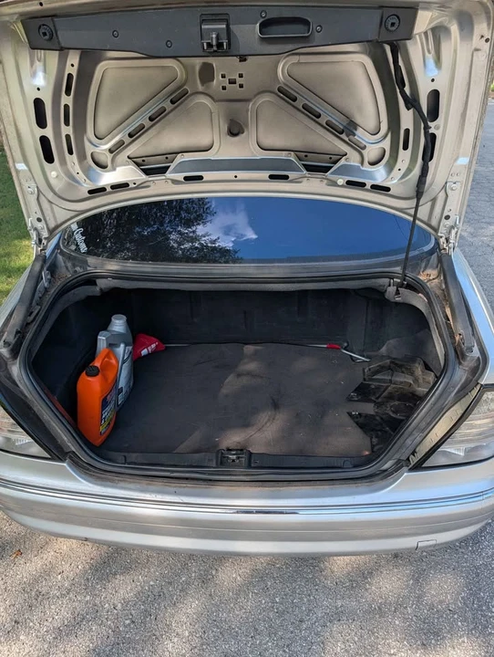 2004 Mercedes-Benz W220 S-Class - Image 10 of 15