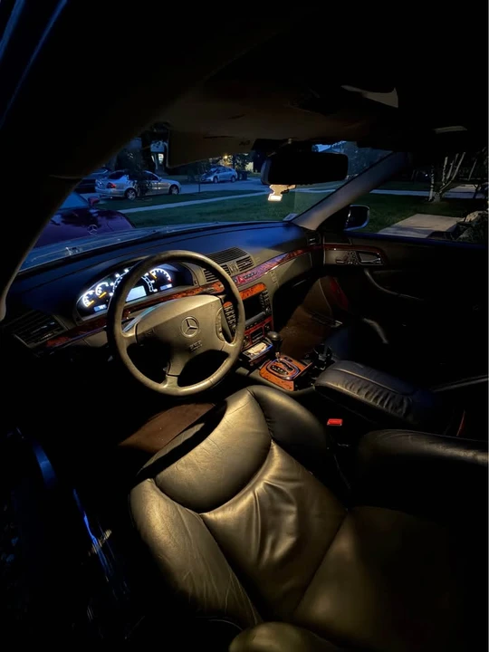 2004 Mercedes-Benz W220 S-Class - Image 3 of 9