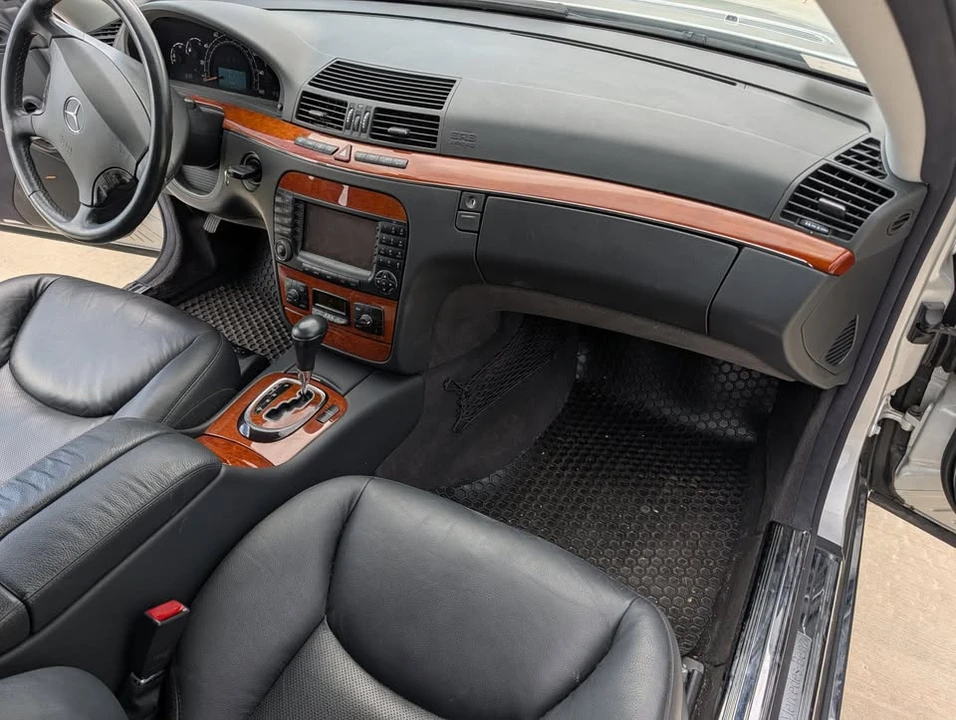 2004 Mercedes-Benz W220 S-Class - Image 11 of 16