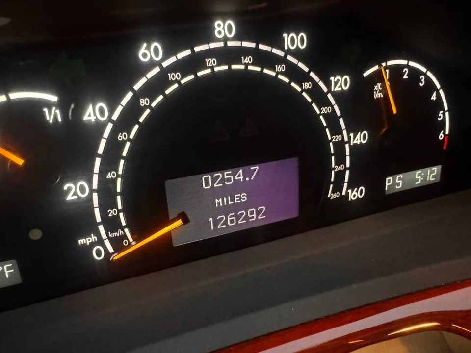2004 Mercedes-Benz W220 S-Class - Image 6 of 12