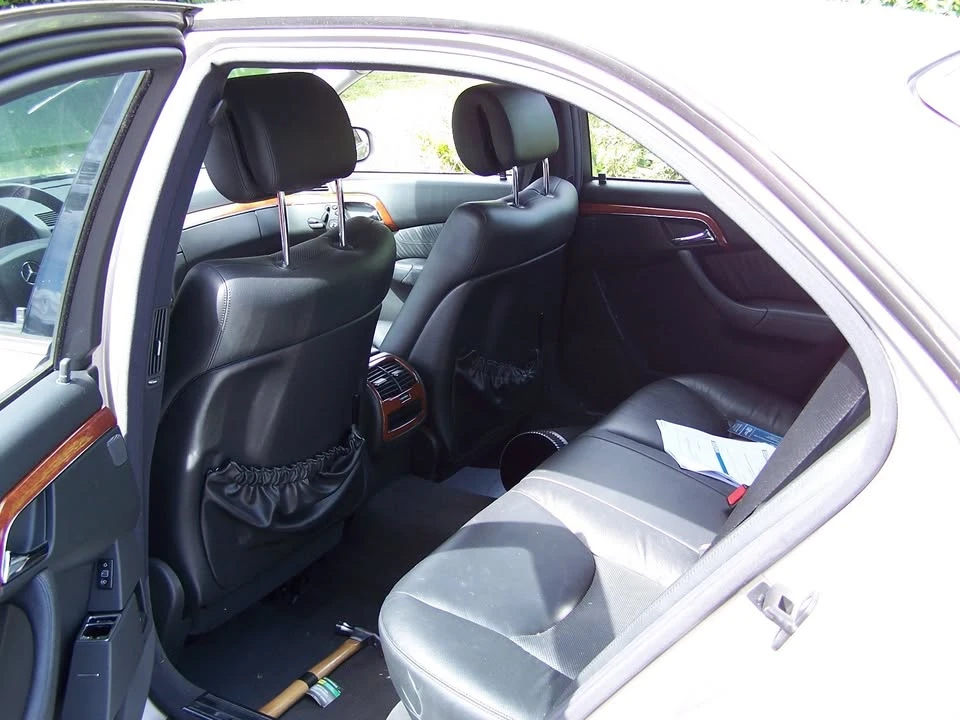 2004 Mercedes-Benz W220 S-Class - Image 6 of 6