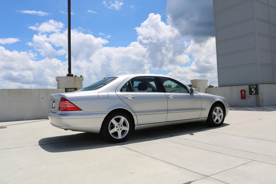 2004 Mercedes-Benz W220 S-Class - Image 13 of 21