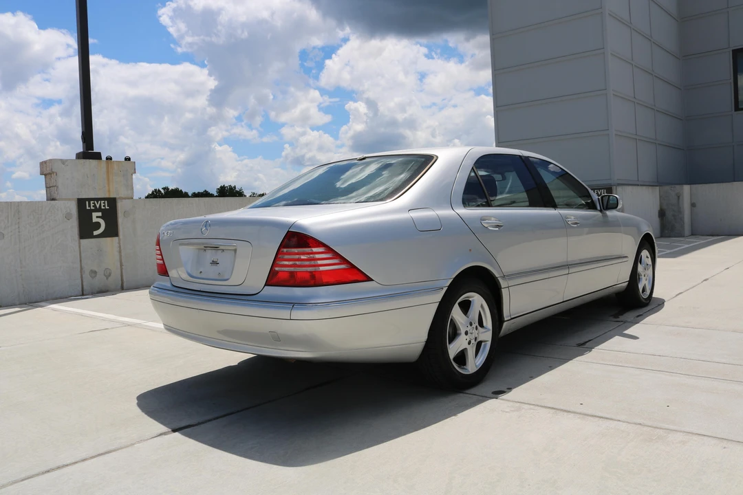 2004 Mercedes-Benz W220 S-Class - Image 11 of 21