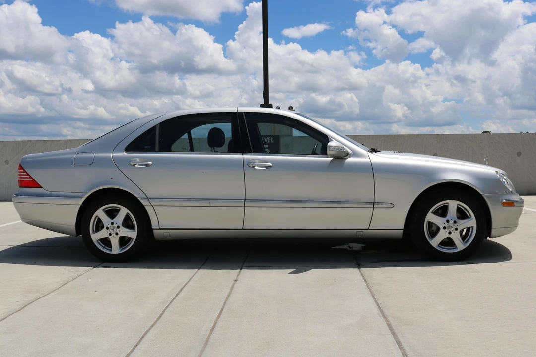 2004 Mercedes-Benz W220 S-Class - Image 3 of 21