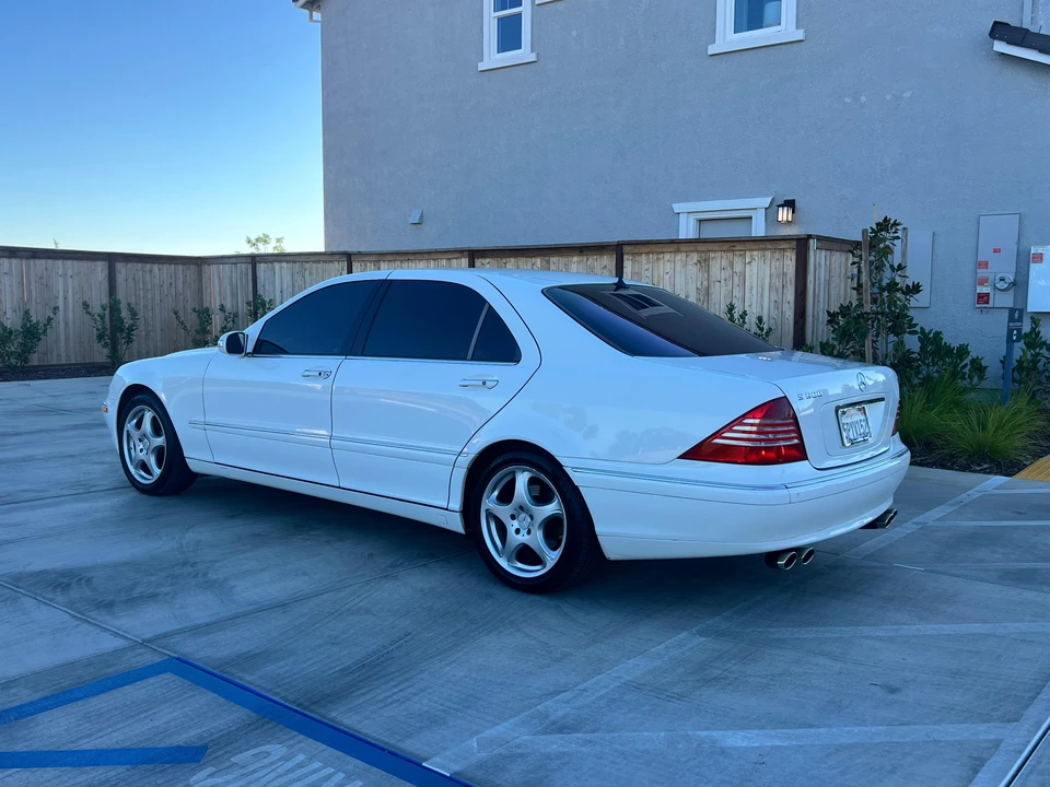 2004 Mercedes-Benz W220 S-Class - Image 12 of 31