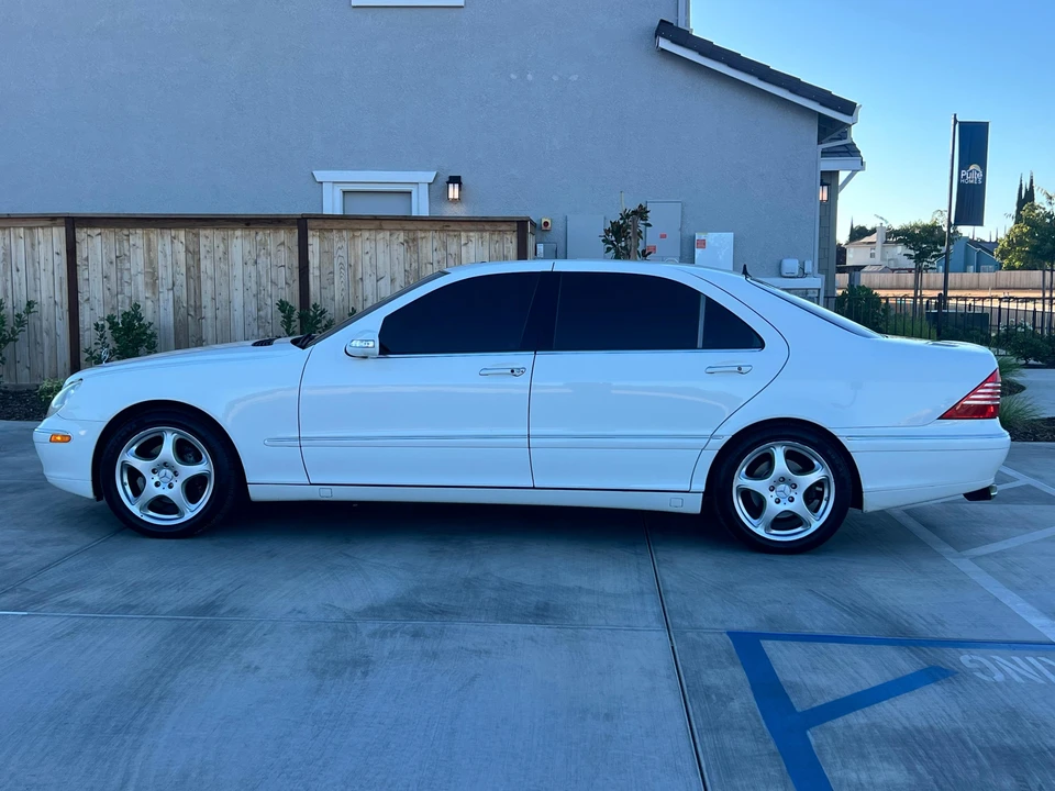 2004 Mercedes-Benz W220 S-Class - Image 11 of 31