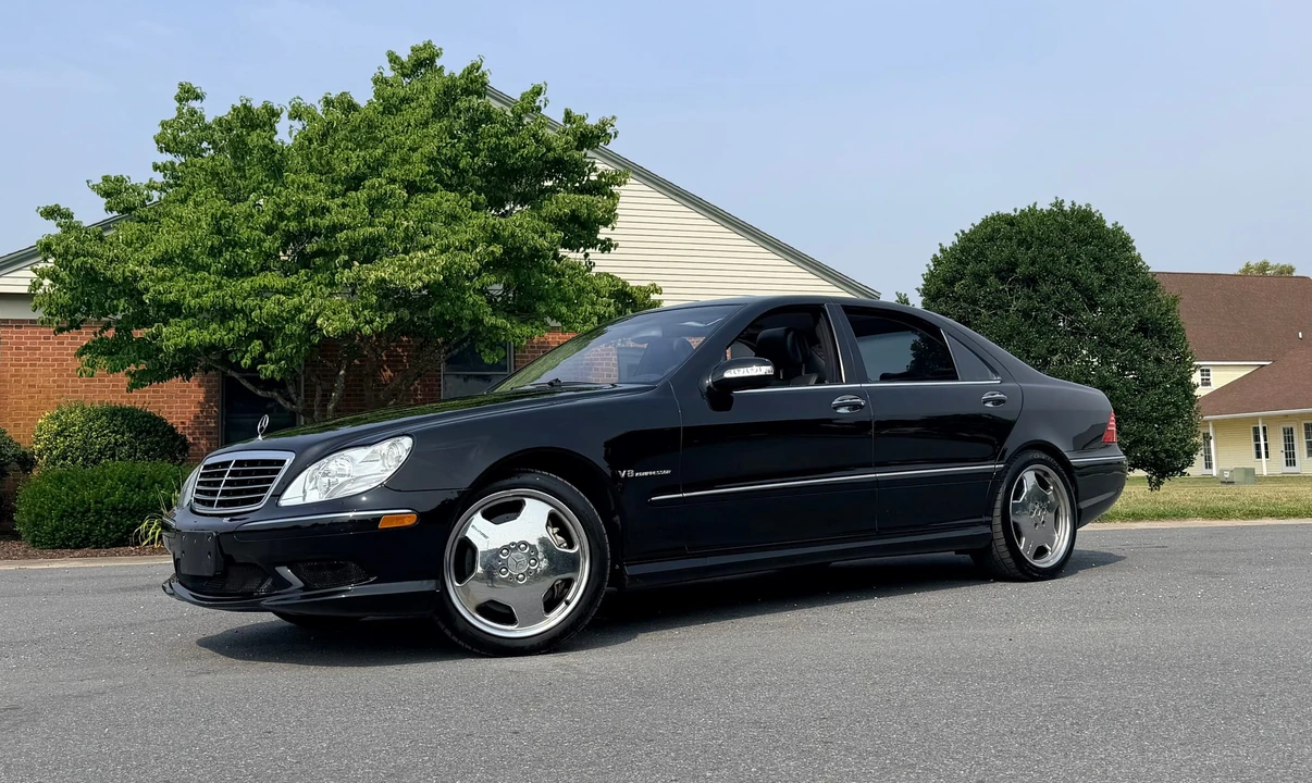 2004 Mercedes-Benz W220 S 55 & S 65 AMG - Image 2 of 31
