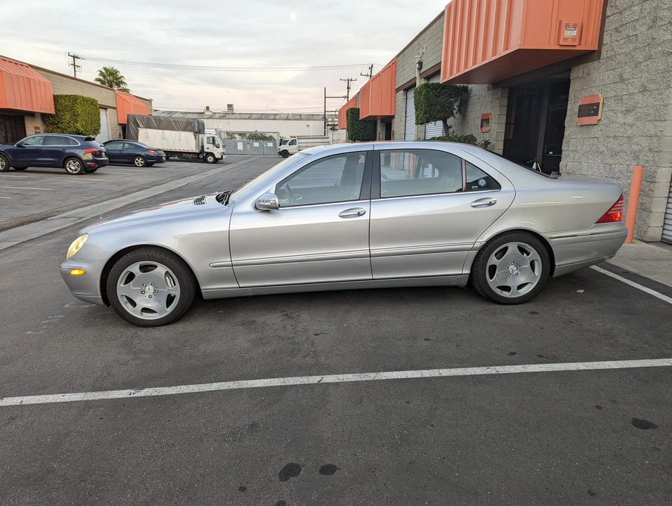 2004 Mercedes-Benz W220 S-Class - Image 12 of 31