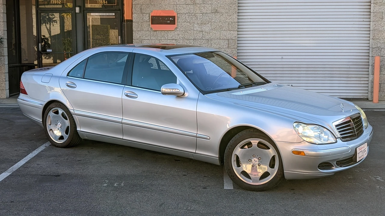 2004 Mercedes-Benz W220 S-Class - Image 26 of 31