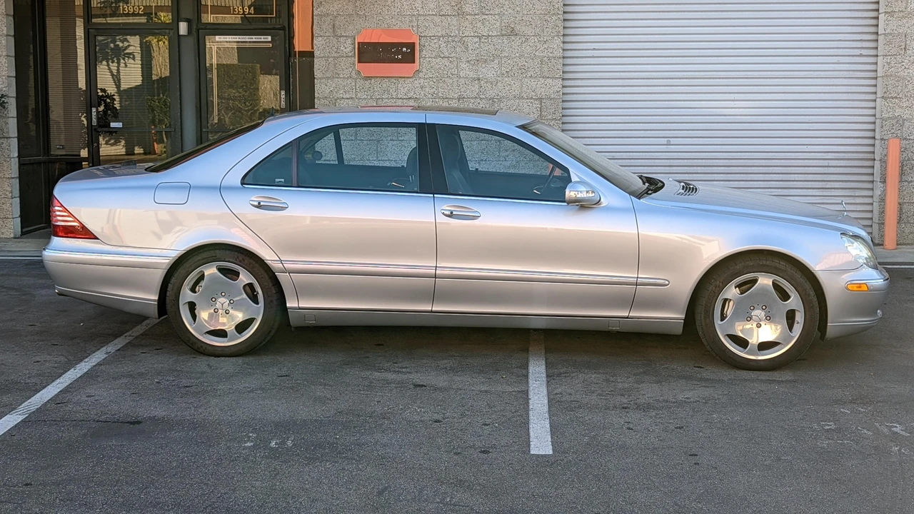 2004 Mercedes-Benz W220 S-Class - Image 23 of 31
