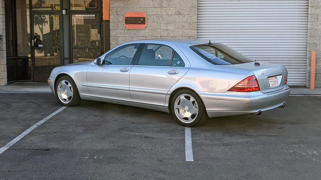 2004 Mercedes-Benz W220 S-Class - Image 15 of 31